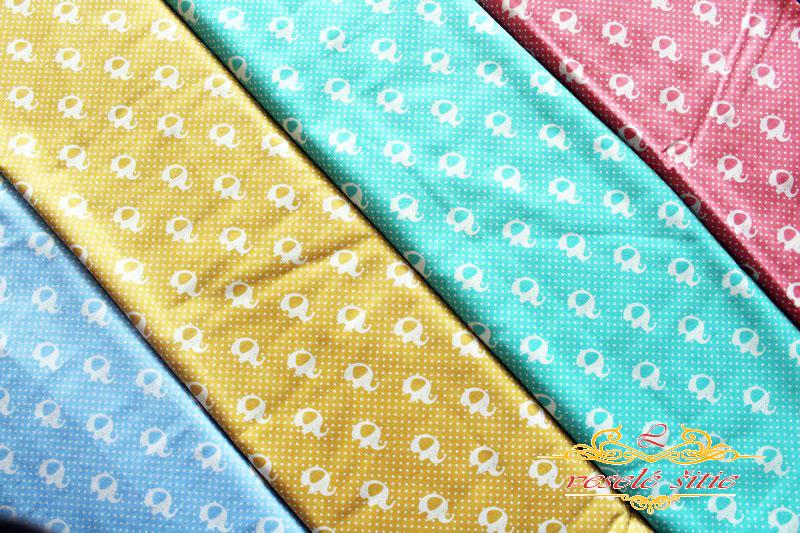 Bavlna Sloníky na bodkách ružové