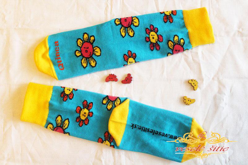 Ponožky Kvety Dospelácke M/39-42/ skladom 16 párov