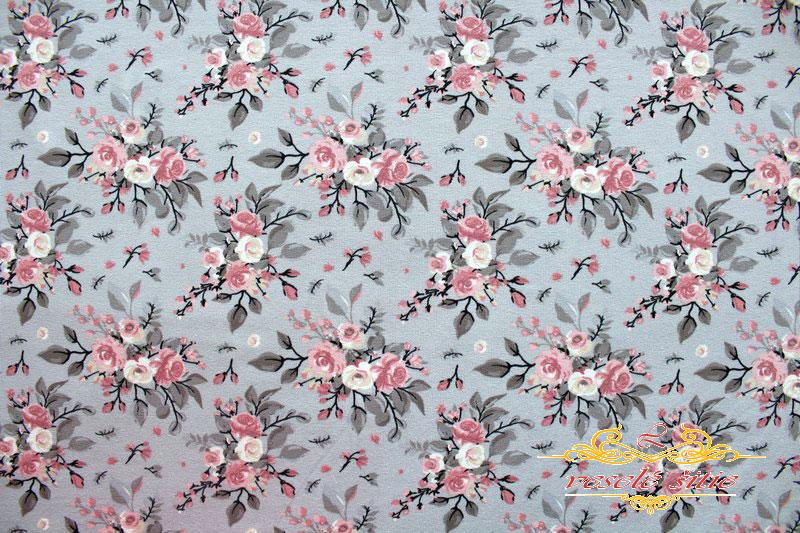 Úplet Ružičky na sivej