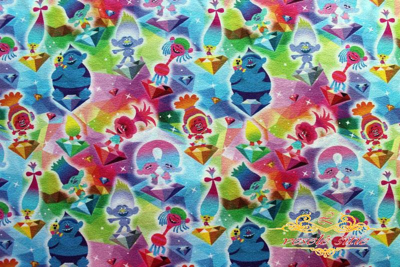 Úplet Troli dúhoví