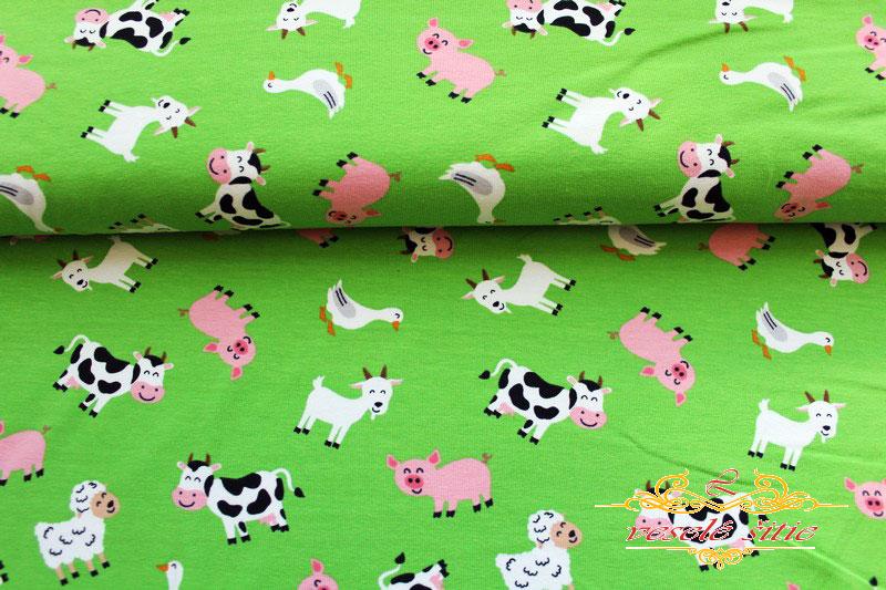 Úplet Zvieratká na farme zelené