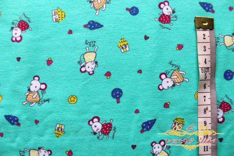 Úplet Malé myšky na zelenej